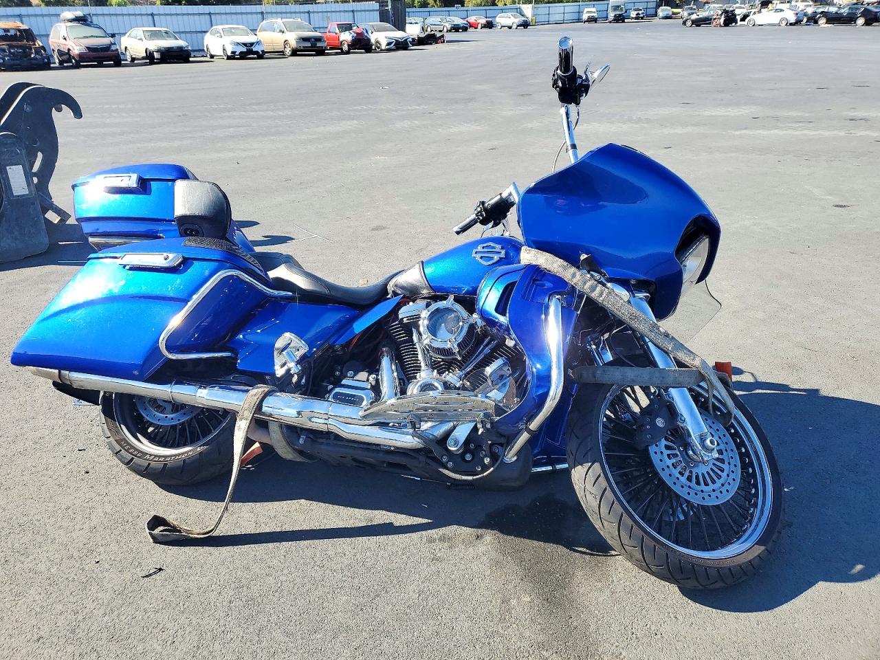 2018 HARLEY-DAVIDSON FL | 1HD1KGD35JB631570 | UPCARS