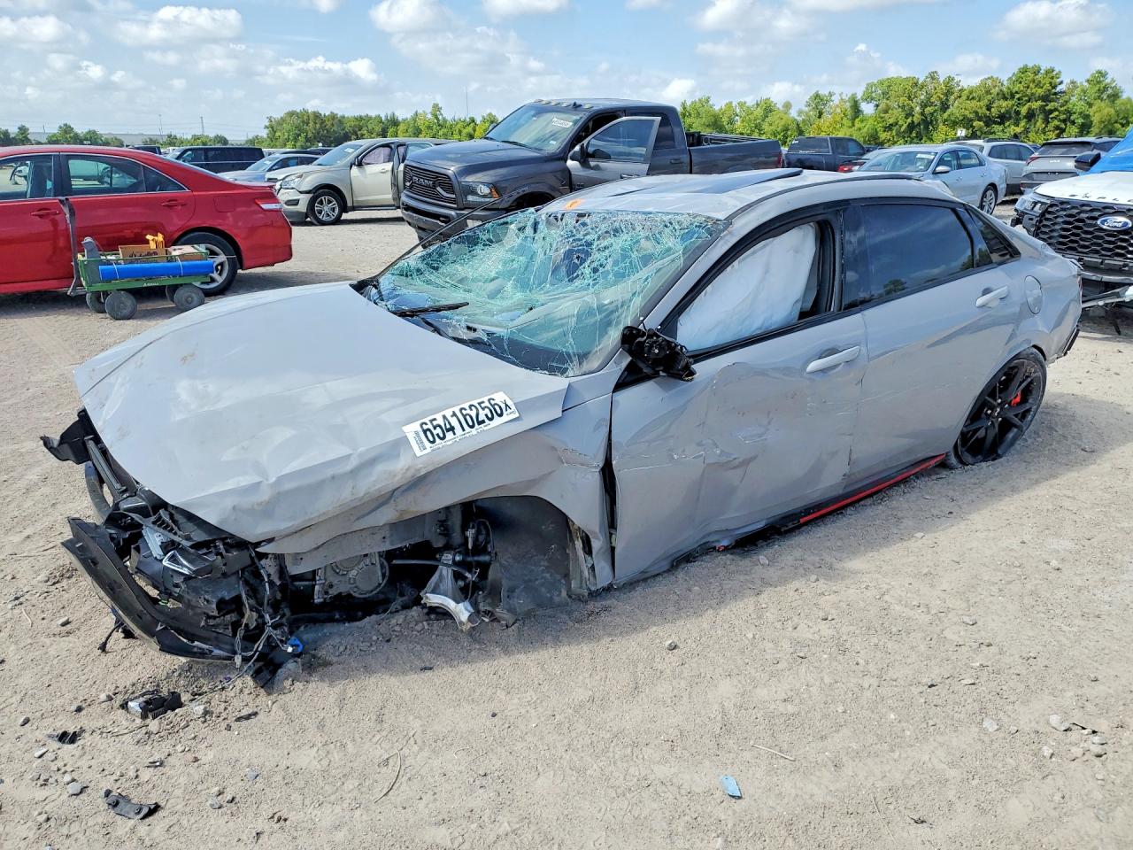 2026 HYUNDAI ELANTRA BASE | KMHLW4DK0TU037492 | UPCARS