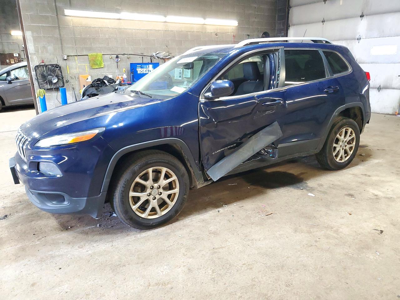 2015 JEEP GRAND CHER LATITUDE | 1C4PJMCS1FW583376 | UPCARS
