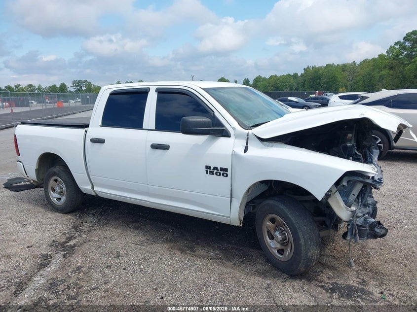 2018 RAM 1500 EXPRESS  4X2 5'7 BOX | 1C6RR6KGXJS259375 | UPCARS