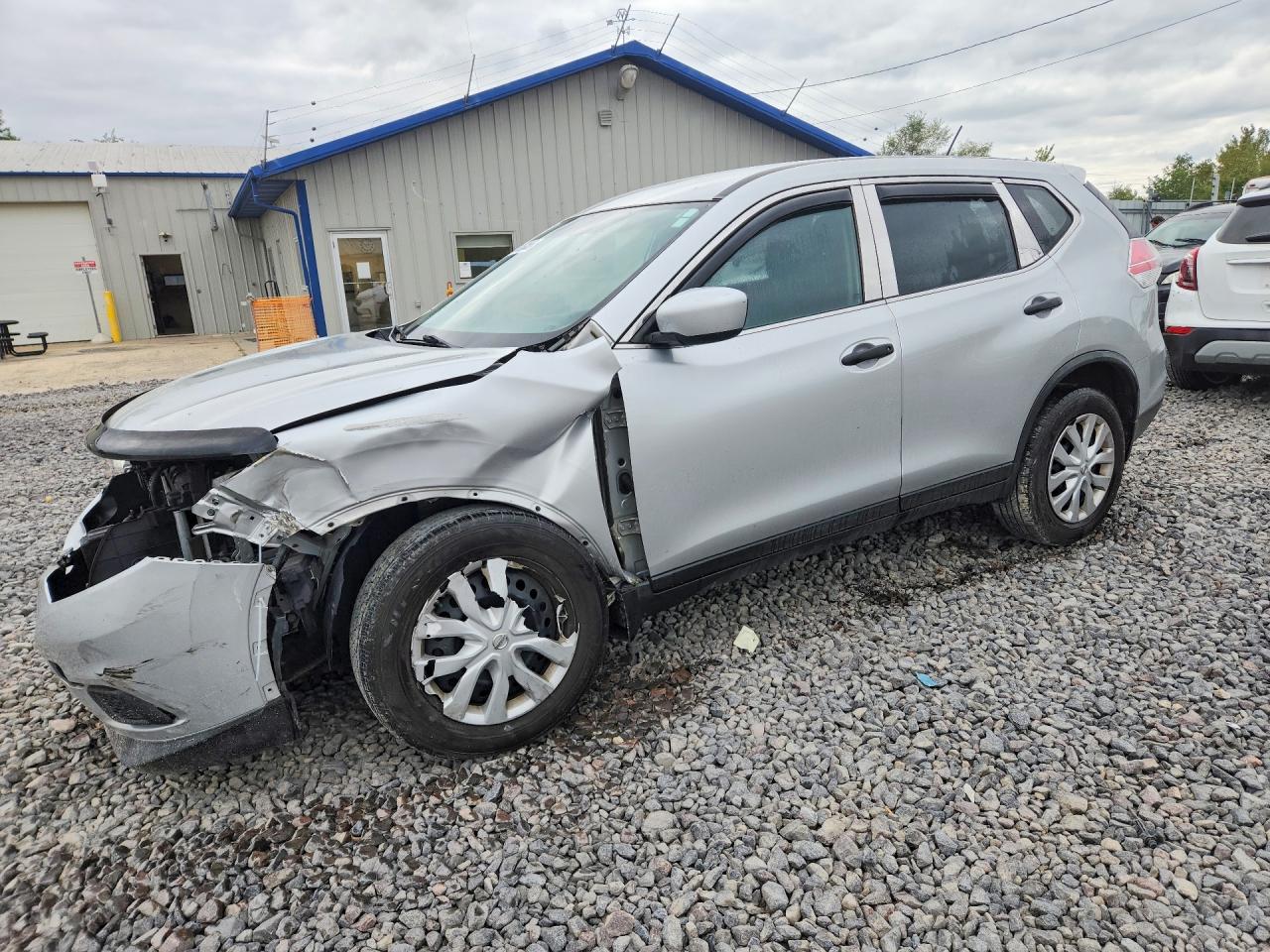 2016 NISSAN ROGUE S | KNMAT2MV6GP633262 | UPCARS