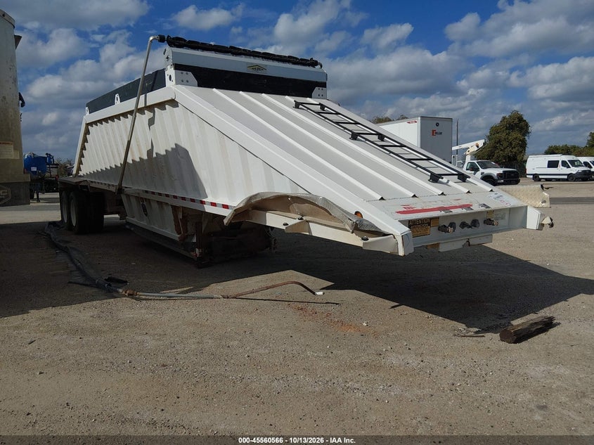 2022 CONSTRUCTION TRAILER SPEC TRAILER | 5TU114023NS000475 | UPCARS