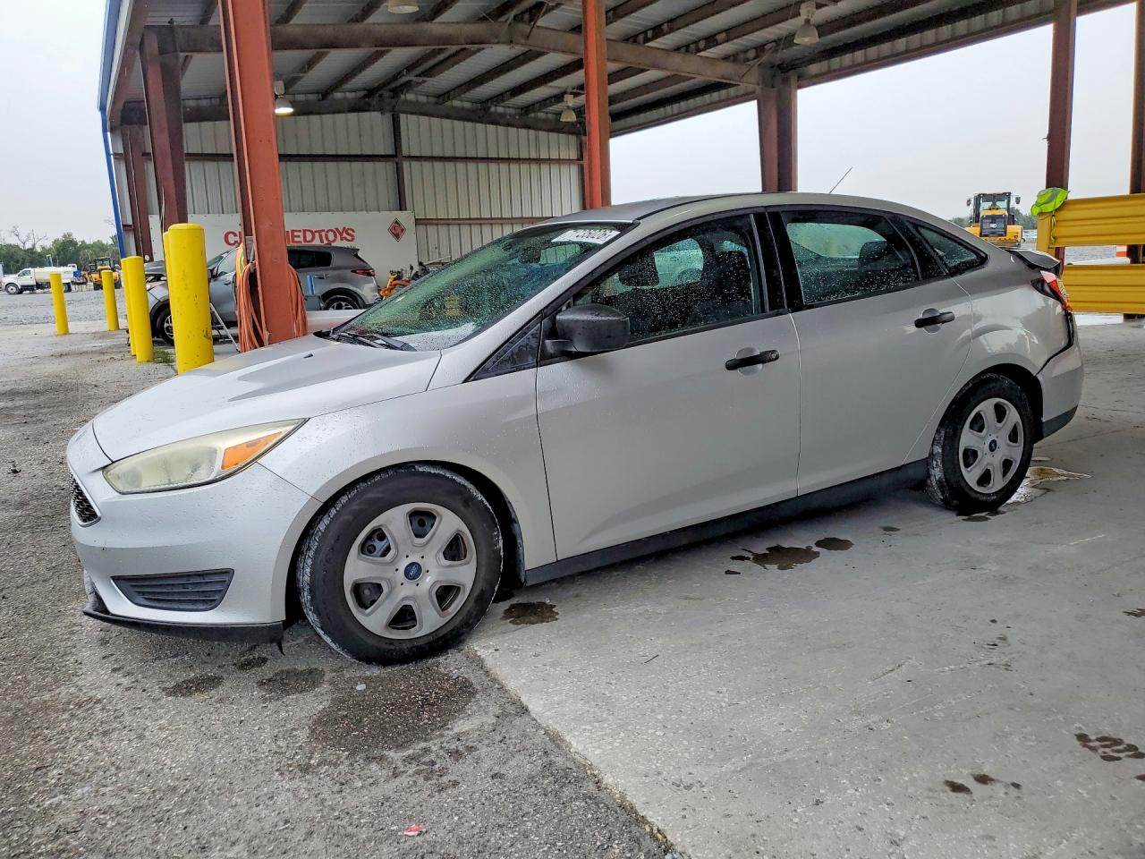 2016 FORD FOCU S | 1FADP3E21GL279952 | UPCARS