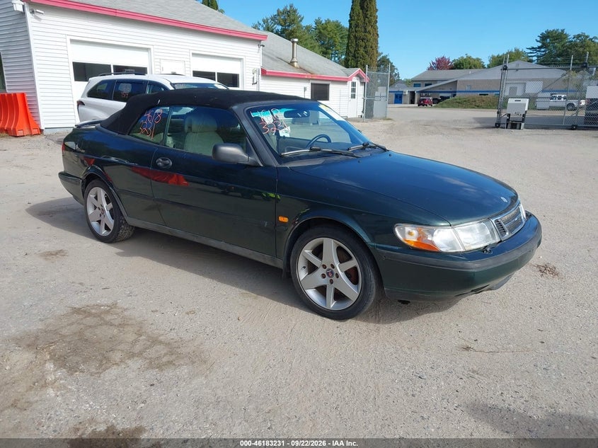 1998 SAAB 900 SE | YS3DF75N9W7006434 | UPCARS