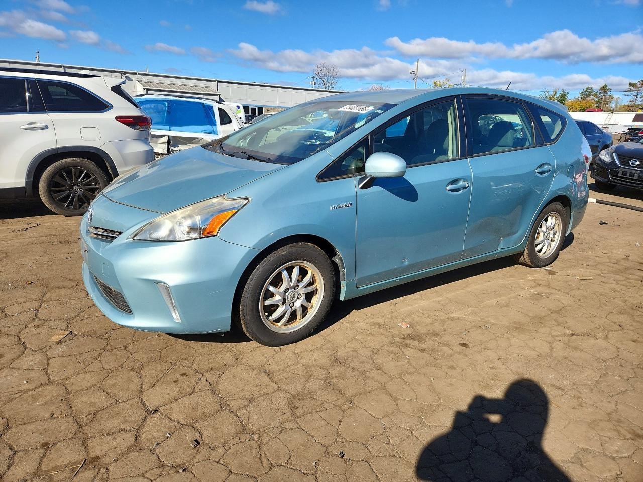 2014 TOYOTA PRIUS V THREE | JTDZN3EU6EJ002147 | UPCARS
