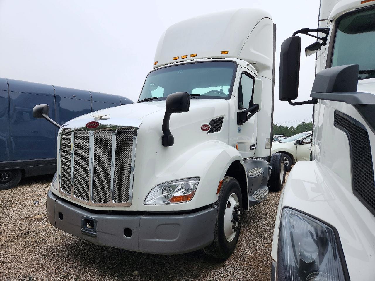 2018 PETERBILT ALL OTHER SEMI TRUCK | 1XPBA48X9JD446445 | UPCARS