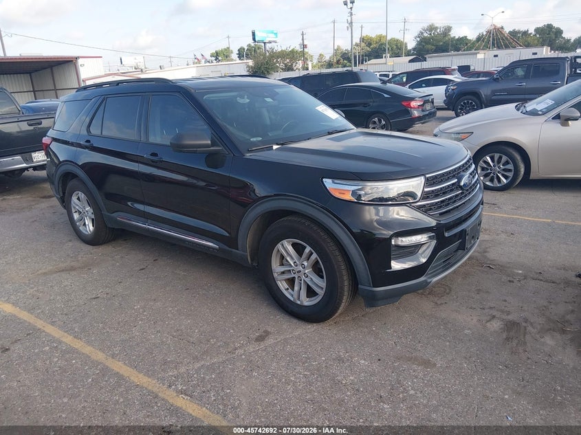 2021 FORD EXPLORER XLT | 1FMSK7DH0MGB95246 | UPCARS