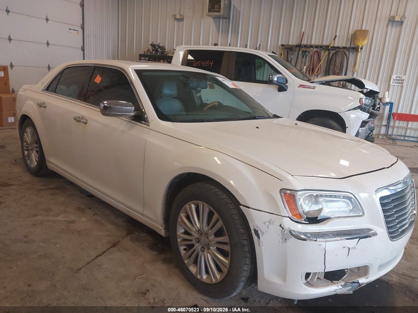 2012 CHRYSLER 300 LIMITED | 2C3CCAHG3CH156761 | UPCARS
