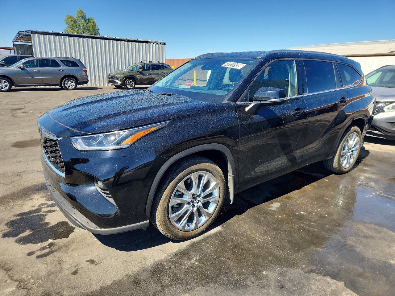 2025 TOYOTA HIGHLANDER LIMITED | 5TDKDRBH3SS584673 | UPCARS