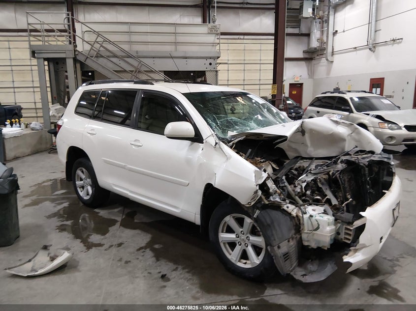 2010 TOYOTA HIGHLANDER BASE V6 | 5TDBK3EH7AS001583 | UPCARS