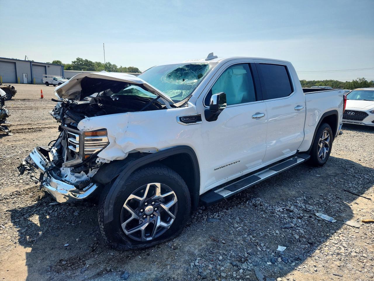 2025 GMC SIERRA K1500 SLT | 3GTUUDED8SG337717 | UPCARS