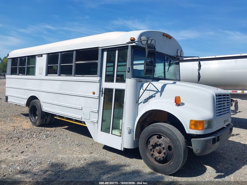 1999 INTERNATIONAL 3000 3800 | 1HVBBAAPXXH223950 | UPCARS