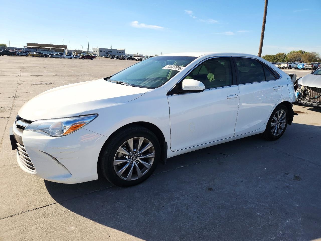 2016 TOYOTA CAMRY XLE | 4T4BF1FK3GR560797 | UPCARS