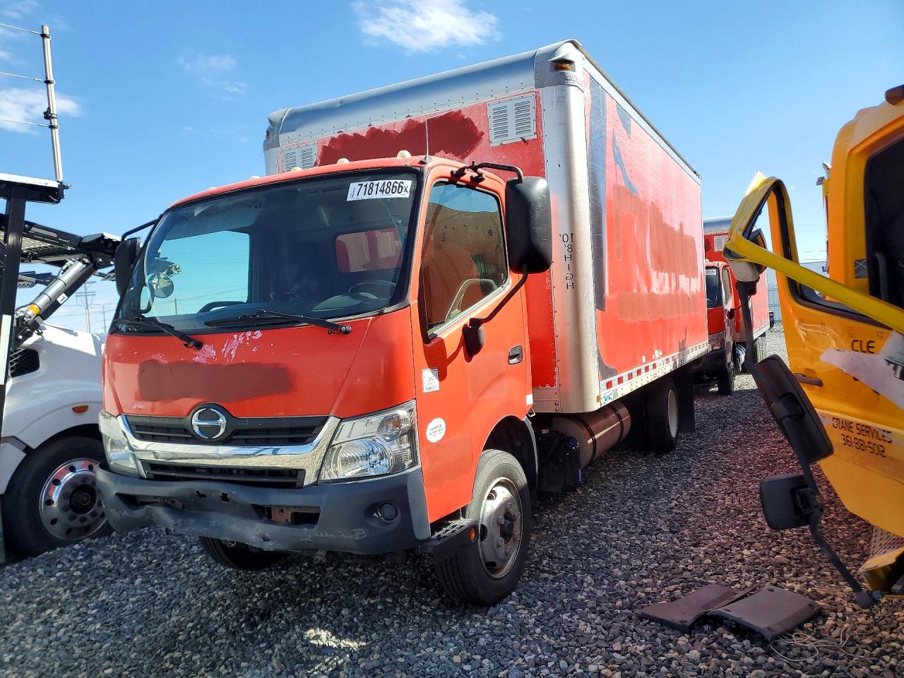 2017 HINO 195 BOX TRUCK | JHHSDM2H4HK005853 | UPCARS