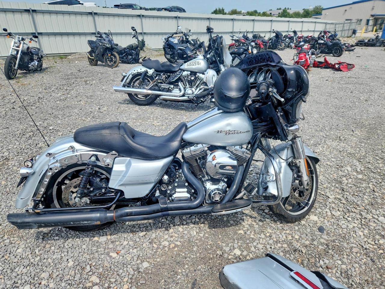 2015 HARLEY-DAVIDSON FL STREET GLIDE SPECIAL | 1HD1KRM10FB682041 | UPCARS
