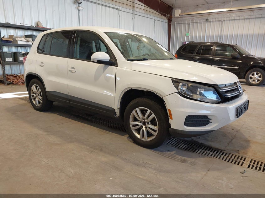 2013 VOLKSWAGEN TIGUAN S | WVGBV3AX0DW090871 | UPCARS