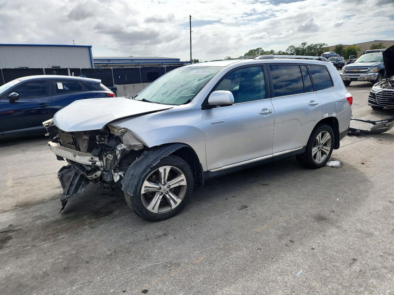 2013 TOYOTA HIGHLANDER LIMITED | 5TDDK3EH4DS202743 | UPCARS