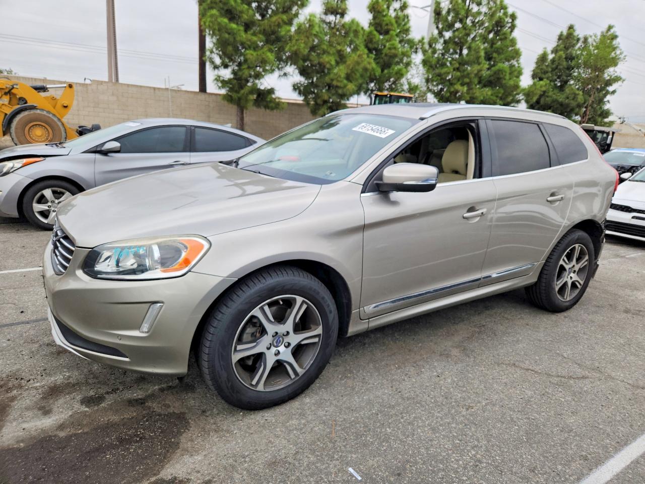 2014 VOLVO XC60 T6 | YV4902DZ8E2510259 | UPCARS