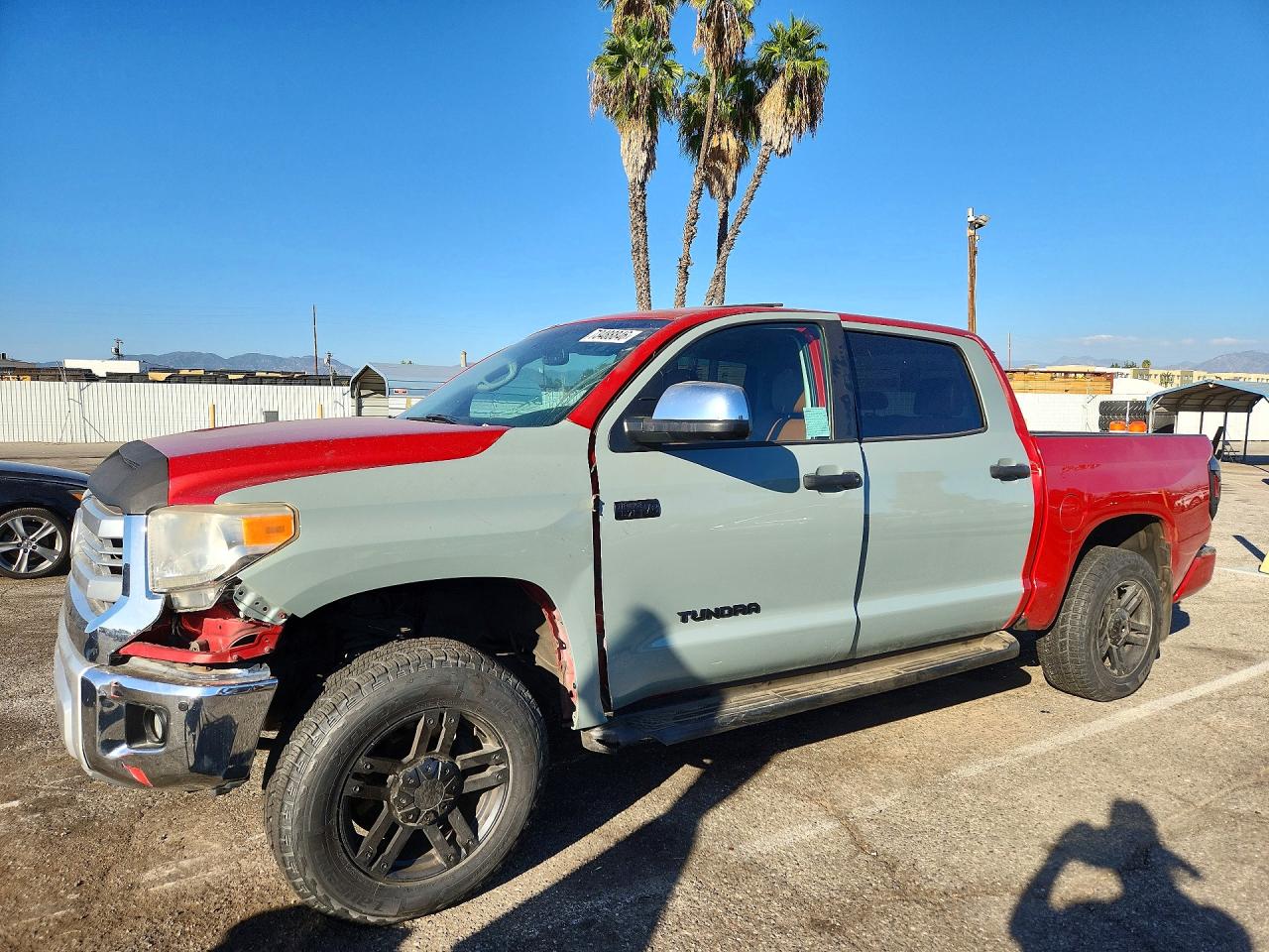 2014 TOYOTA TUNDRA CREWMAX PLATINUM | 5TFAY5F14EX392733 | UPCARS