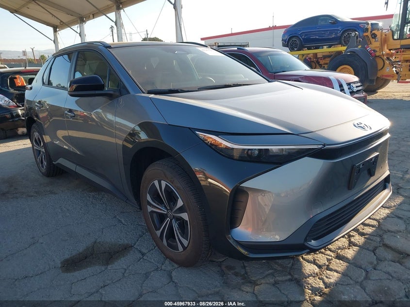 2024 TOYOTA BZ4 XLE | JTMABACA0RA051594 | UPCARS