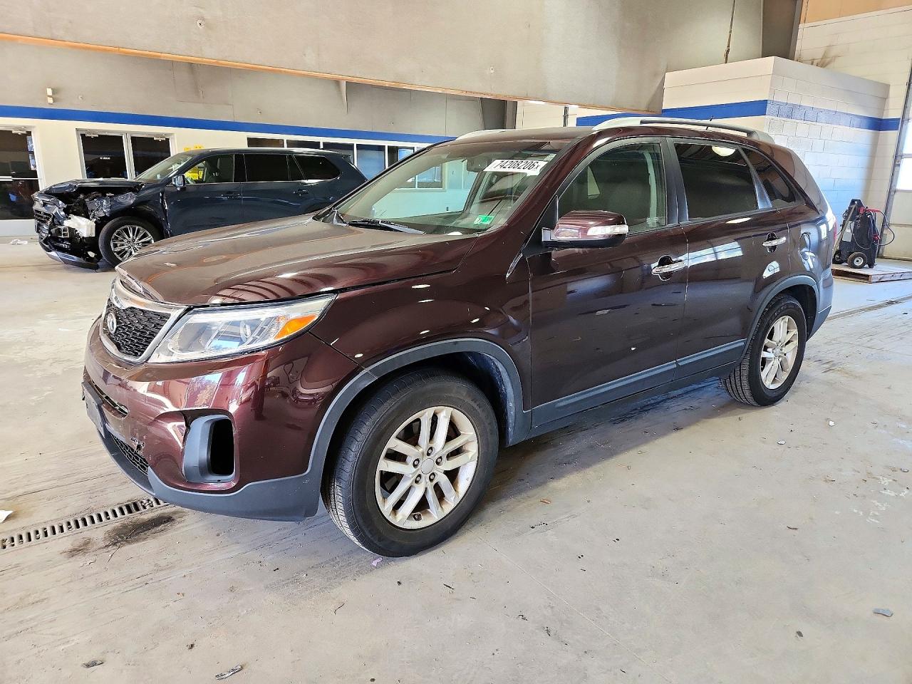 2015 KIA SORENTO LX | 5XYKT4A78FG584248 | UPCARS