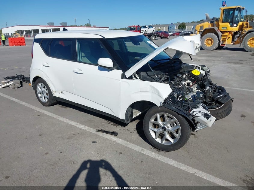 2023 KIA SOU LX | KNDJ23AU2P7854412 | UPCARS