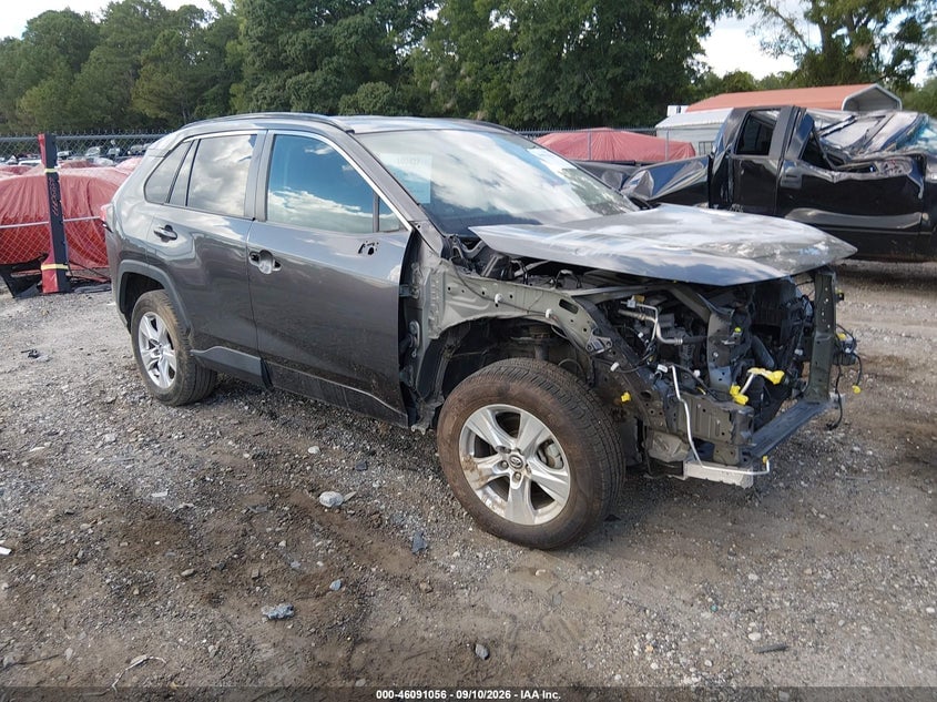 2021 TOYOTA RAV4 XLE | 2T3W1RFV2MC102210 | UPCARS