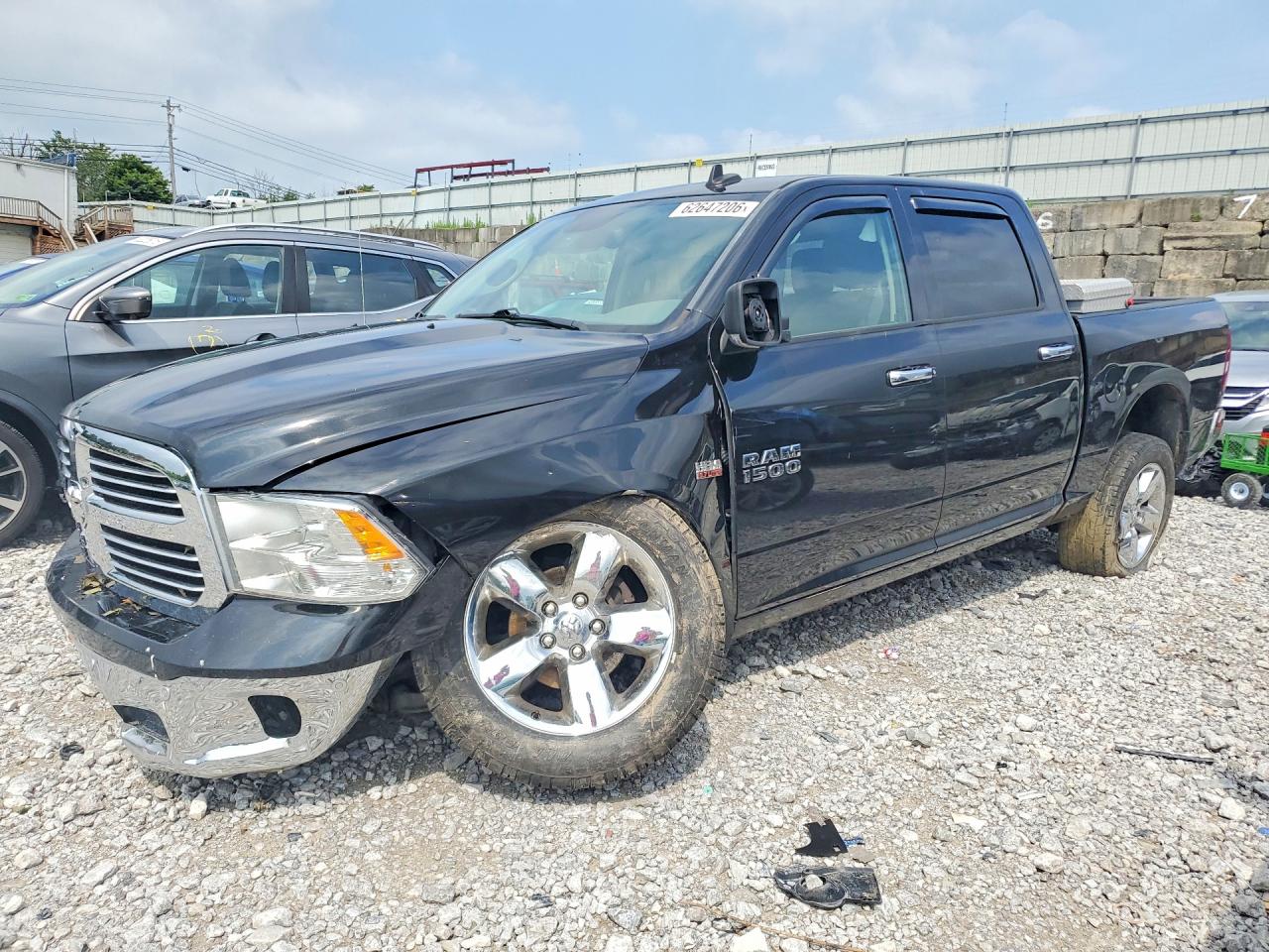 2017 RAM 1500 SLT | 3C6RR7LT4HG714076 | UPCARS