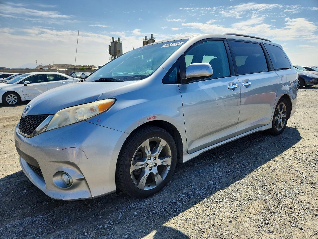 2013 TOYOTA SIENNA SPORT | 5TDXK3DC4DS368568 | UPCARS