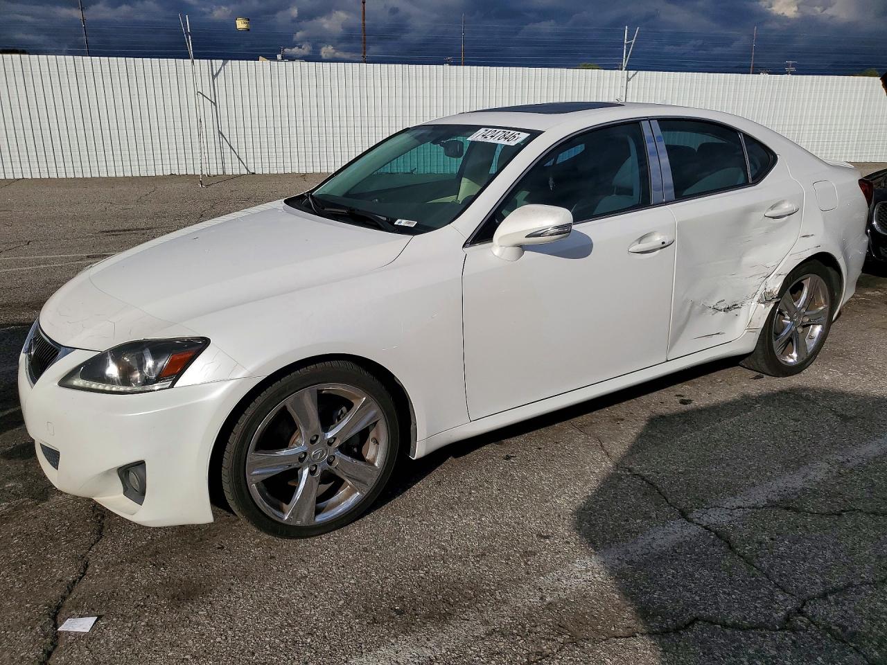2011 LEXUS IS BASE | JTHBF5C22B5147488 | UPCARS