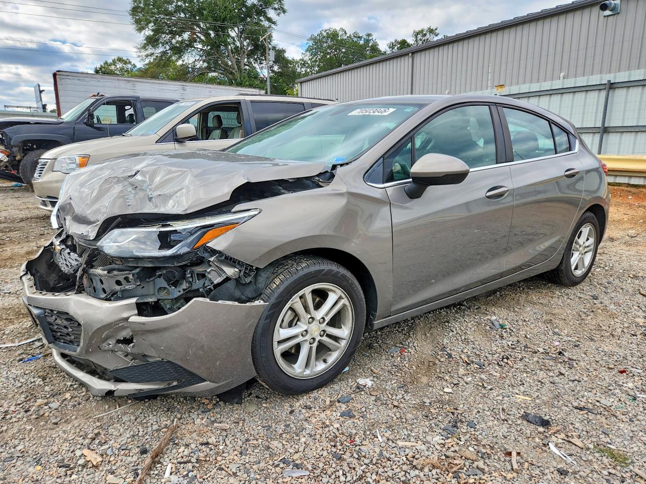 2018 CHEVROLET CRUZE LT | 3G1BE6SM9JS600399 | UPCARS