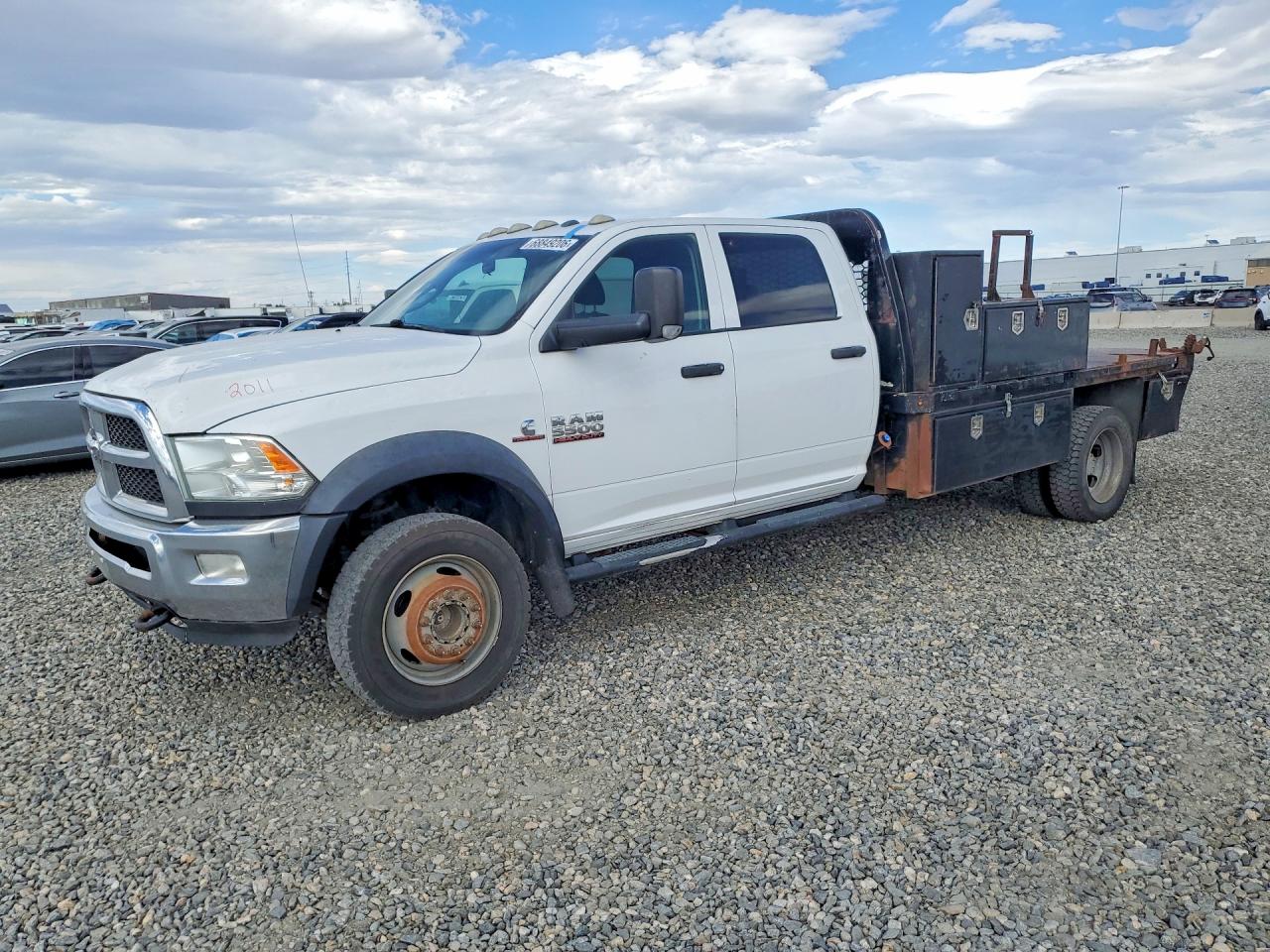 2017 RAM 5500 | 3C7WRNFL2HG734051 | UPCARS