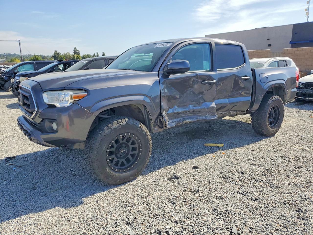 2020 TOYOTA TACOMA SR5 | 5TFAX5GNXLX175544 | UPCARS
