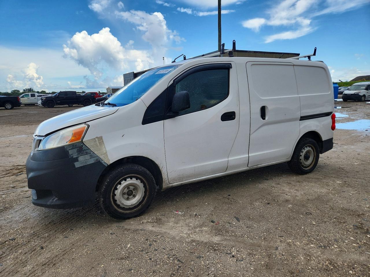 2015 NISSAN NV S | 3N6CM0KN3FK712463 | UPCARS