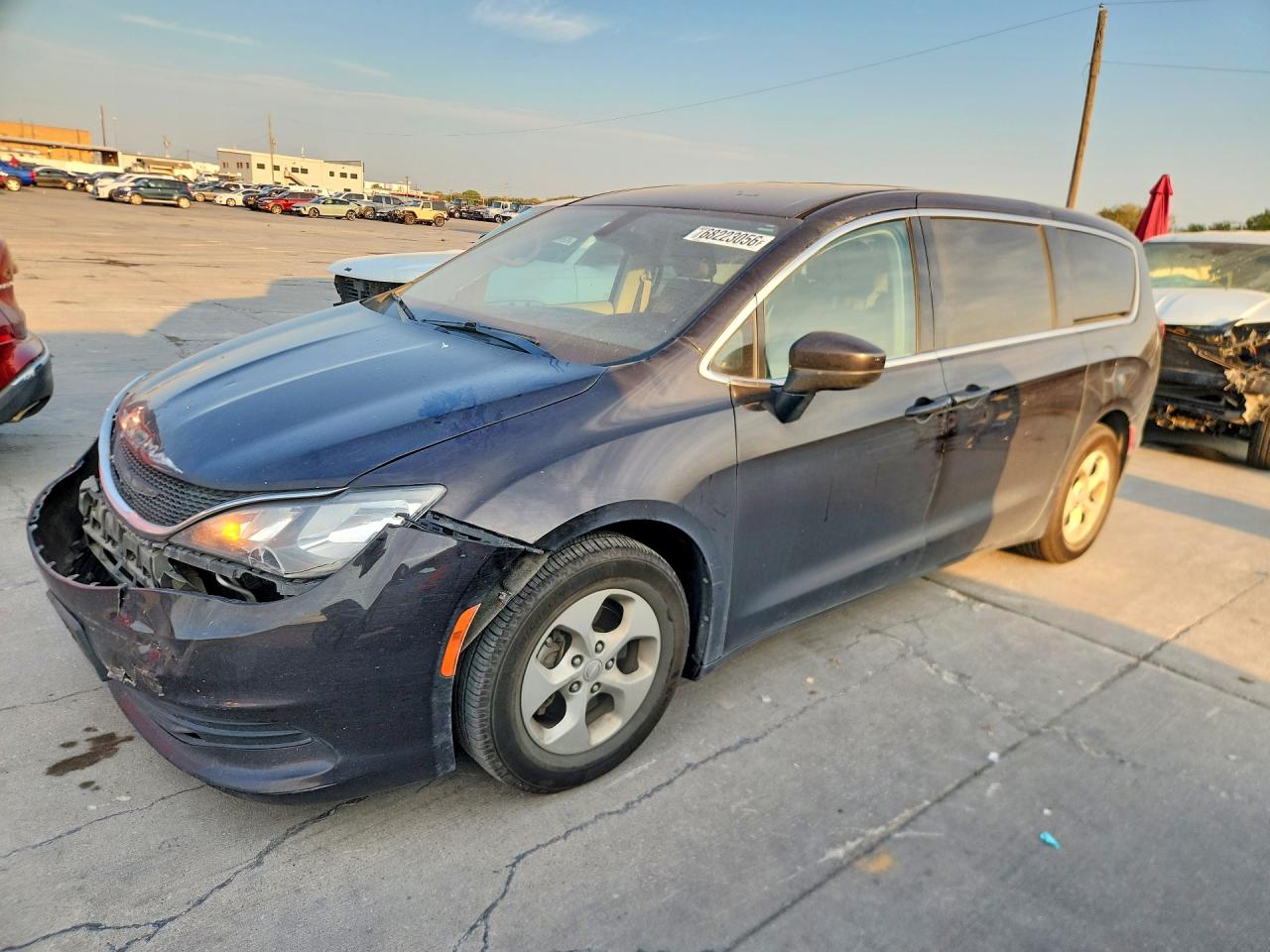 2017 CHRYSLER PACIFICA LX | 2C4RC1CG5HR597872 | UPCARS