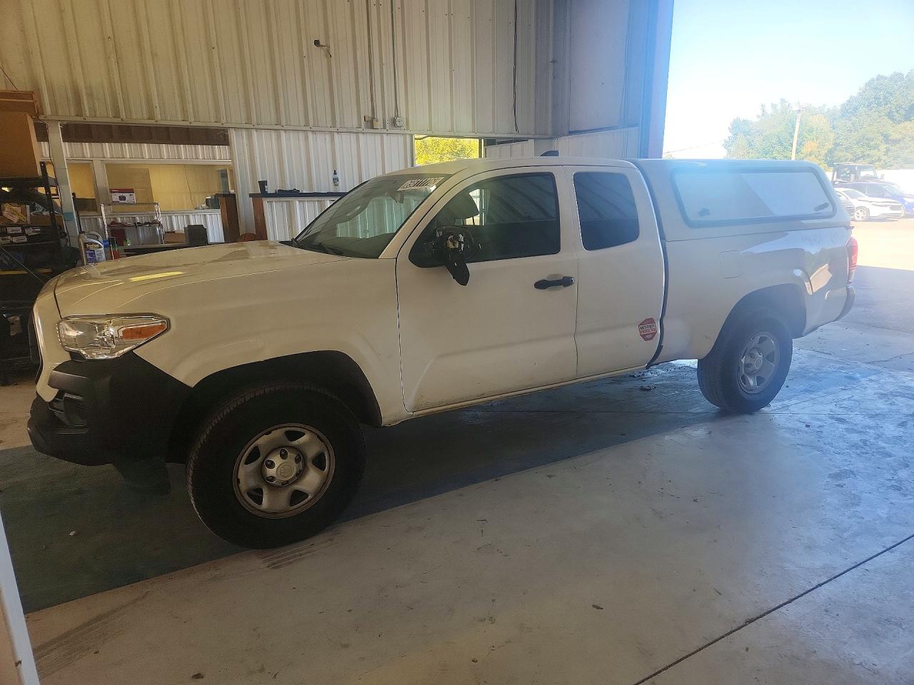 2022 TOYOTA TACOMA SR | 3TYRX5GNXNT053010 | UPCARS