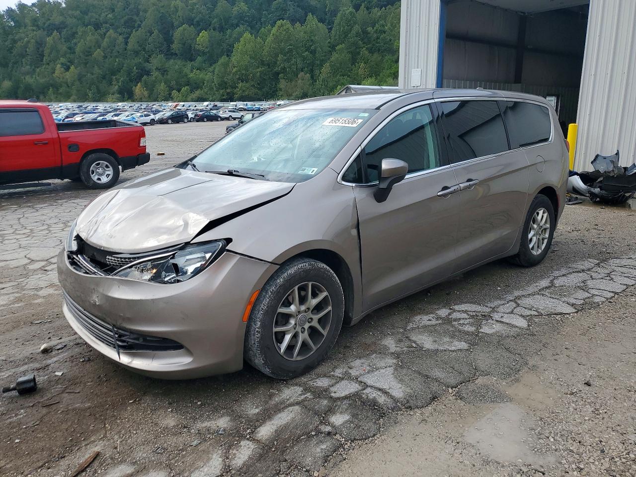 2017 CHRYSLER PACIFICA TOURING | 2C4RC1DG6HR544287 | UPCARS