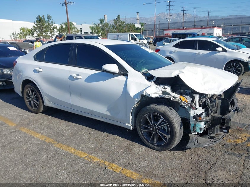 2023 KIA FORTE LXS | 3KPF24AD0PE653698 | UPCARS