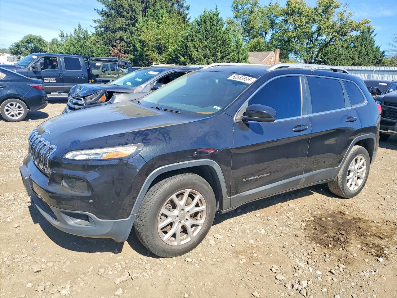 2016 JEEP CHEROKEE LATITUDE | 1C4PJMCB1GW241055 | UPCARS