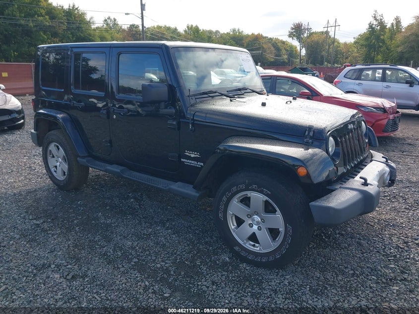 2012 JEEP WRANGLER UNLIMITED SAHARA | 1C4BJWEG2CL198579 | UPCARS