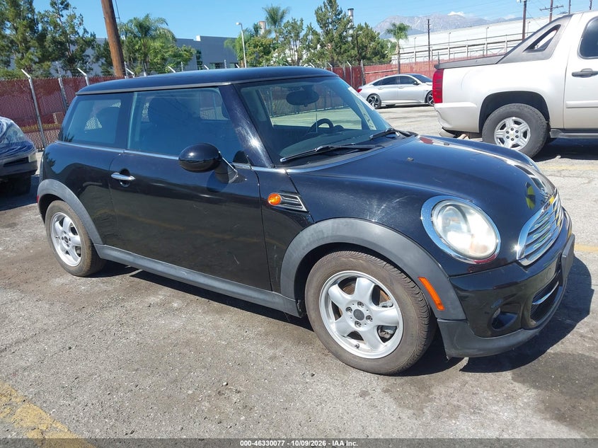 2011 MINI COOPER | WMWSU3C50BT097348 | UPCARS