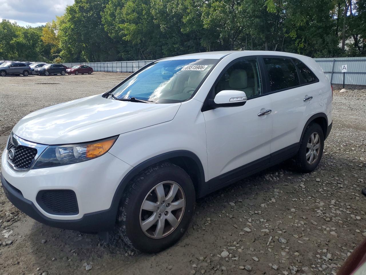 2012 KIA SORENTO LX | 5XYKT3A13CG307346 | UPCARS