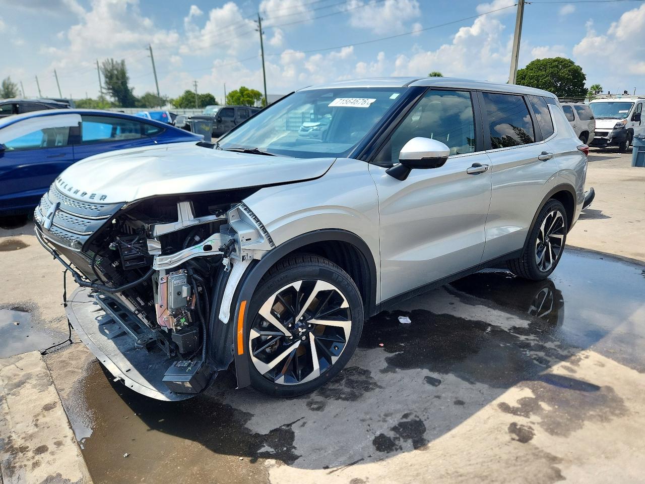 2024 MITSUBISHI OUTLANDER SE | JA4J3VA8XRZ054602 | UPCARS