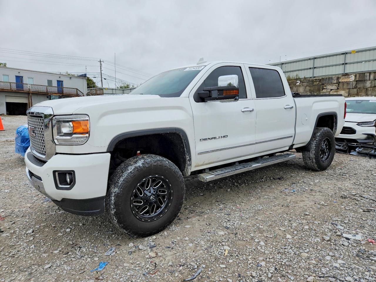 2016 GMC SIERRA K2500 DENALI | 1GT12UE88GF303068 | UPCARS