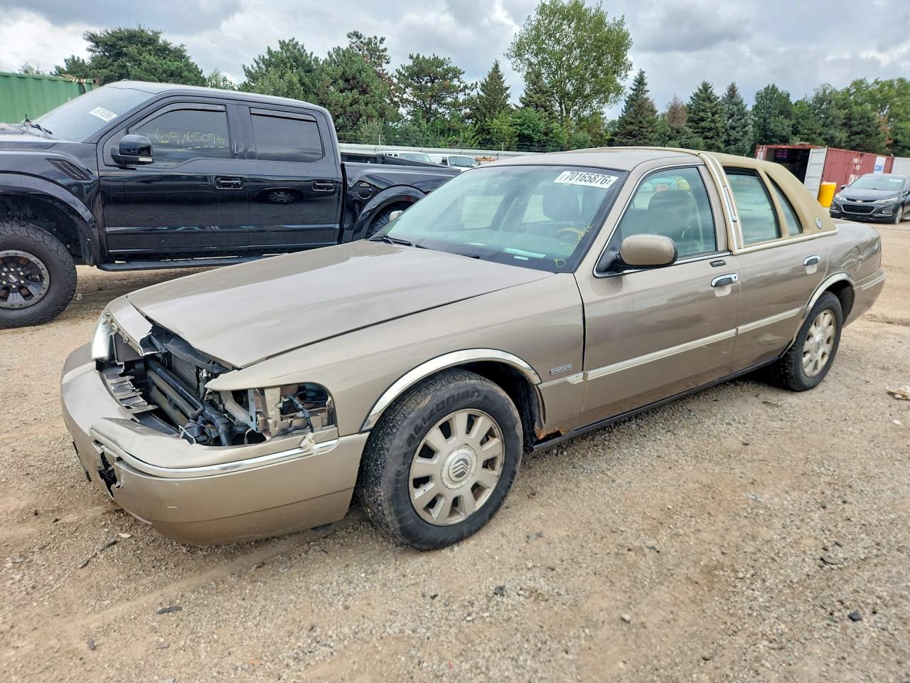 2004 MERCURY GRMARQUIS LS | 2MEHM75W94X663053 | UPCARS