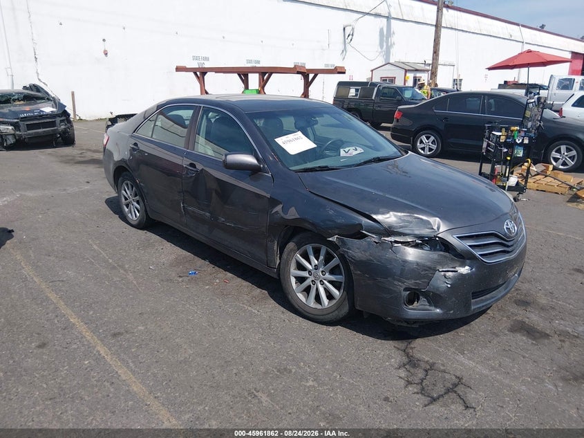 2011 TOYOTA CAMRY XLE | 4T4BF3EK8BR107636 | UPCARS