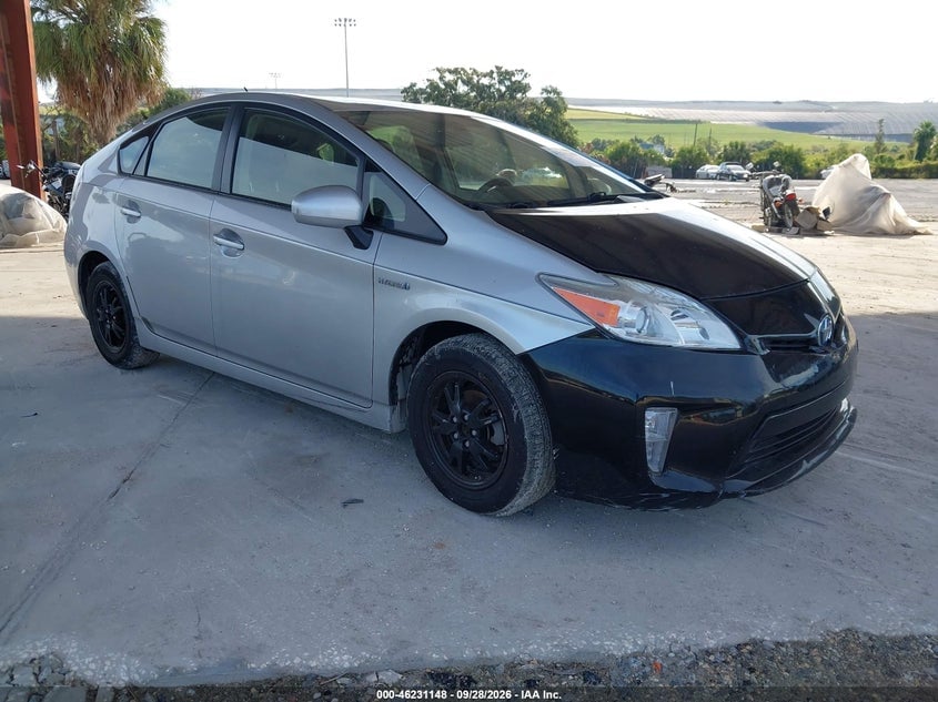 2013 TOYOTA PRIUS TWO | JTDKN3DU1D1642932 | UPCARS