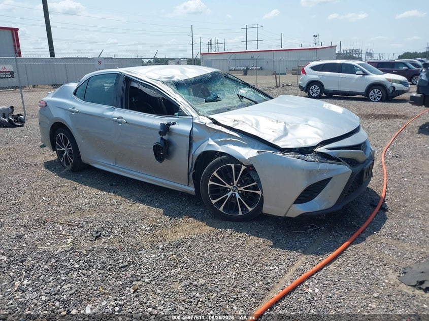 2020 TOYOTA CAMRY SE | 4T1G11AKXLU333638 | UPCARS