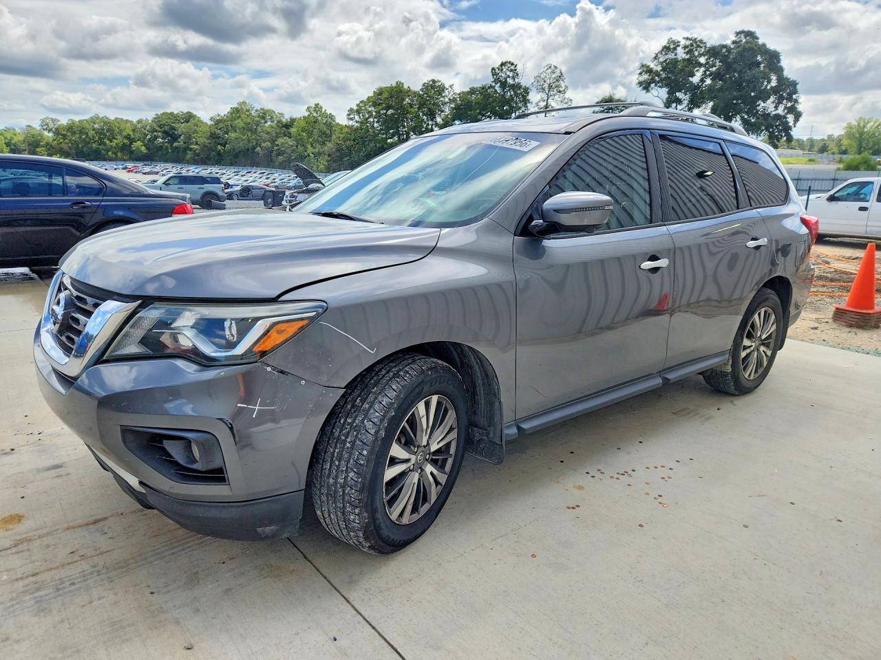 2019 NISSAN PATHFINDER SL | 5N1DR2MN2KC586111 | UPCARS