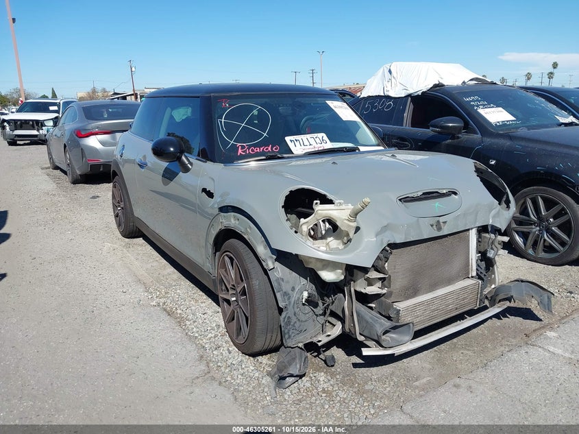 2016 MINI HARDTOP COOPER S | WMWXP7C54G2A42812 | UPCARS